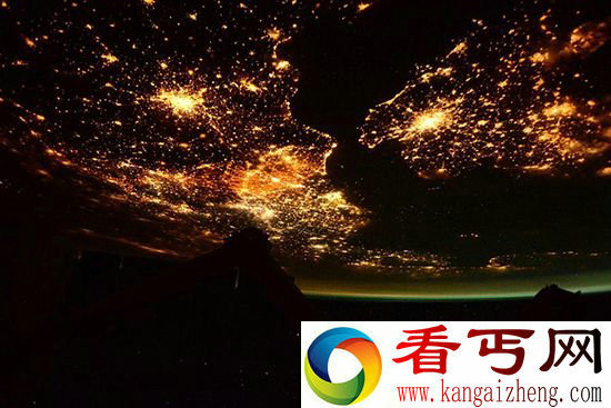 欣赏国际空间站 宇航员拍摄宇宙美景