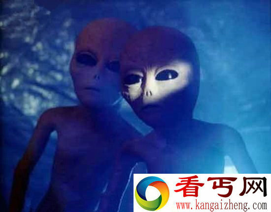 安·卡塔丽娜 被外星人挟持生活136年后回到地球