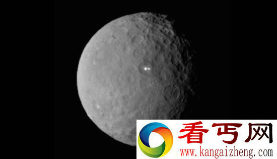 月球未解之谜月球背面有外星人和UFO?