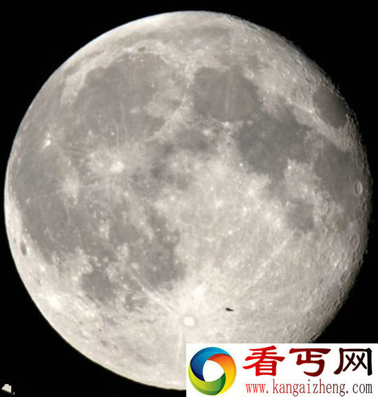 月球上曾惊现不明飞行物 到底是什么呢