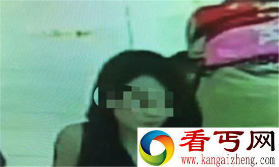 90后妈儿童节偷裙子送女儿