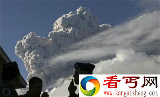 智利火山第三次喷发 火山灰直冲4000米高空