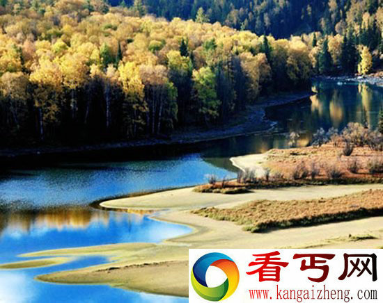 新疆美图喀纳斯卧龙湾迷人的河湾风光