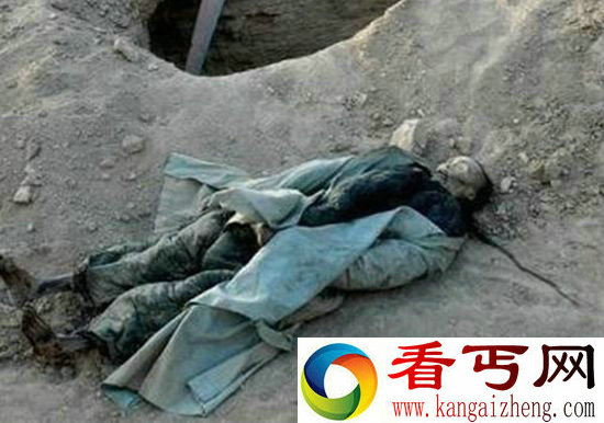 河南惊现清朝干尸 身着官服五官完好
