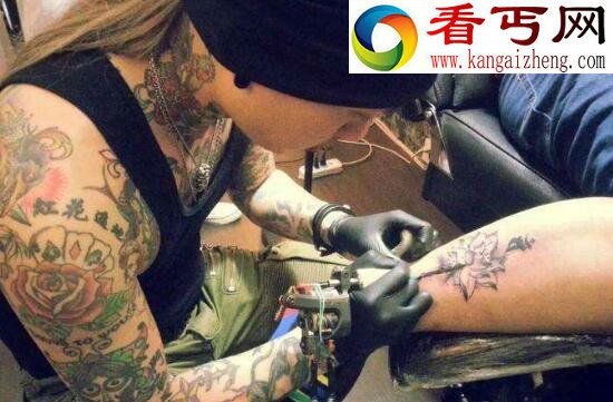 实拍女人阴部纹身全过程，女生阴部纹身图案大全（大尺度慎点）