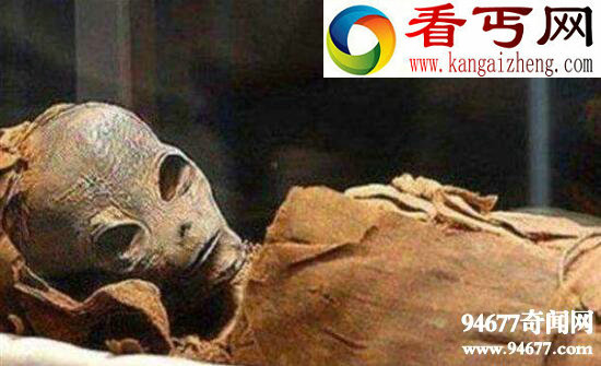 外星人木乃伊惊现金字塔,类似爬虫的人形外星生物