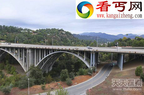 揭开违背逻辑的超自然奥秘埃克斯穆尔高地怪兽