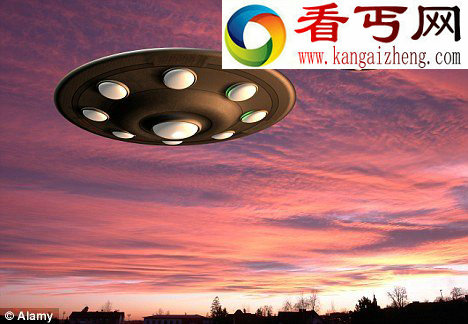 俄空中交通指挥员UFO中发现说猫语的外星人