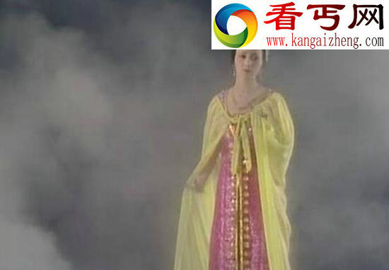 红楼梦秦可卿身世之谜,被逼与公公乱伦扒灰