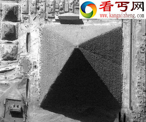 其实金字塔根本就不只4个面，给骗的好惨！