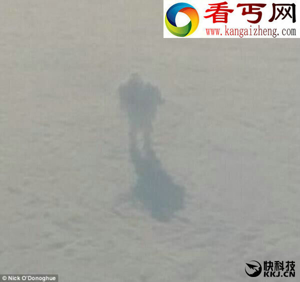9000米高空发现神秘人影 外星人真的存在吗