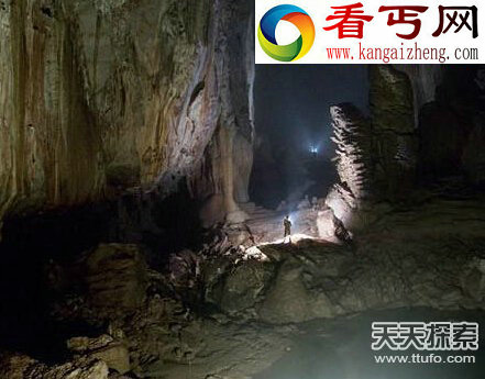 地球内部是空心，安第斯山脉千里地下长廊
