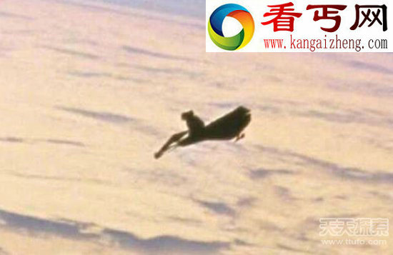 宇宙飞船残骸曝光 外星人藏身太空