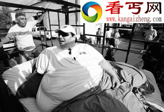 世界上最胖的男人,曼努埃尔·乌里韦597公斤(已去世)