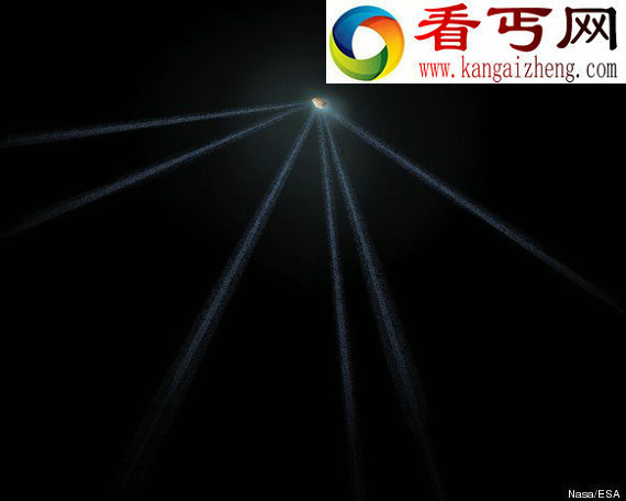 像草坪洒水器有6条尾巴奇特小行星首现身 
