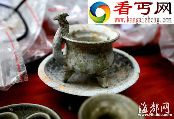 福州一小区建电梯挖出唐朝墓葬