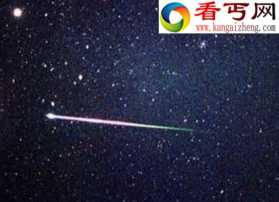 史上超全狮子座流星雨图片，唯美星空令人无限遐想