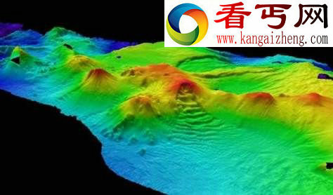南极海底发现火山群部分高达3000米