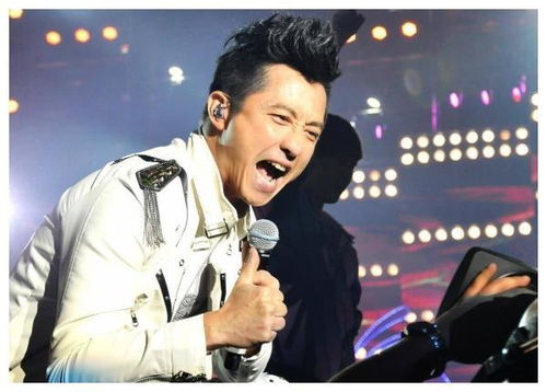 美国白人警察德里克沙文跪杀乌人乔治·弗洛伊事