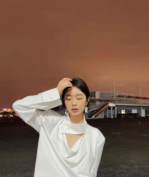 姚乐怡性感(姚乐怡和汤盈盈)