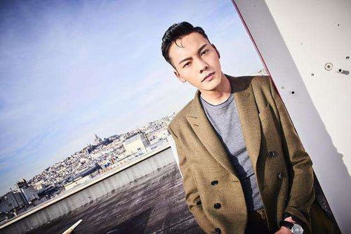 女星高圆圆被指拍综艺用替身 相关方回应为效率安排人员进行取景与灯光测试 女星高圆圆被指拍综艺用替身 相关方回应为效率安排人员进行取景与灯光测试