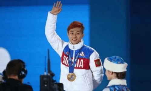 卖鱼女子因高颜值走红